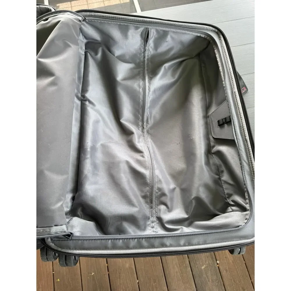TUMI Alpha 3 International Dual Access 25